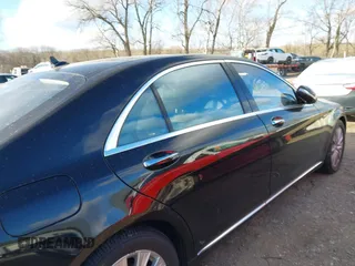 2014 Mercedes-Benz S-Class S 550 with VIN WDDUG8CB8EA043744, listed as a IAAI auction lot 41247182 with 97,163 mi miles. Bid and sale history available at carsss.com. Image 13.