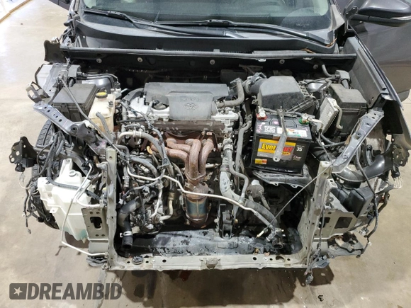 2018 Toyota RAV4 XLE with VIN 2T3WFREV3JW423623, listed as a Copart auction lot 47364675 with 132,510 mi miles and Salvage Title. Bid and sale history available at DreamBid. Image 13.