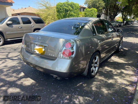 2005 Nissan Altima S z VIN 1N4AL11D55N473427, wystawiony jako Copart lot #62037005 z przebiegiem 120 611 mil mil oraz Czysty tytuł • Clean title. Historia ofert i sprzedaży dostępna na DreamBid. Obrazek 4.