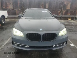 2015 BMW 7 Series 740i with VIN WBAYA6C5XFD826718, listed as a Copart auction lot 86762994 with 181,475 mi miles and Clean title. Bid and sale history available at DreamBid. Image 5.