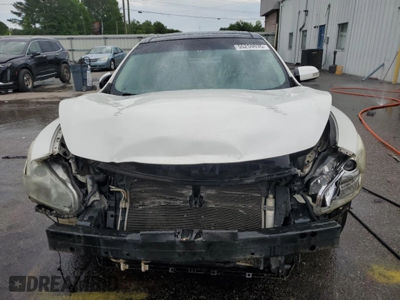 2011 Nissan Maxima SV с VIN 1N4AA5AP9BC853014, выставлен на аукционе Copart как лот 55259035 с пробегом 201 548 миль миль и Списание • Salvage title. История ставок и продаж доступна на DreamBid. Изображение 5.