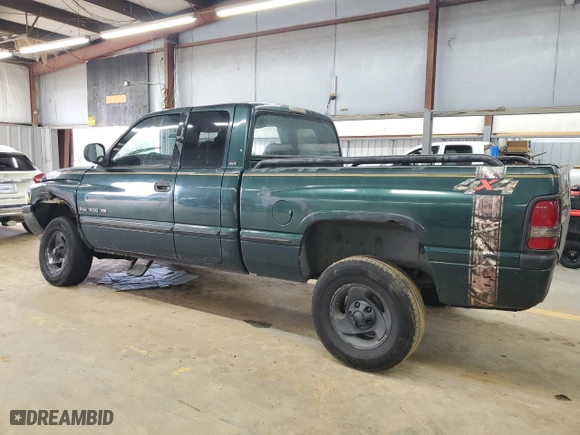 1998 Dodge Ram 1500 with VIN 1B7HF13Y0WJ150721, listed as a Copart auction lot 82356684 with 209,291 mi miles and Salvage Title. Bid and sale history available at carsss.com. Image 2.