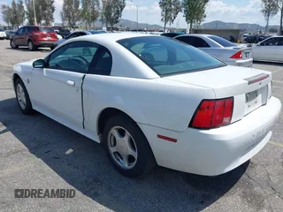 2004 Ford Mustang Standard with VIN 1FAFP40674F186503, listed as a IAAI auction lot 41915483 with 157,864 mi miles. Bid and sale history available at carsss.com. Image 3.