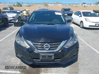 2017 Nissan Altima S z VIN 1N4AL3AP9HC173928, wystawiony jako IAAI lot #41884621 z przebiegiem 73 217 mil mil oraz . Historia ofert i sprzedaży dostępna na DreamBid. Obrazek 13.