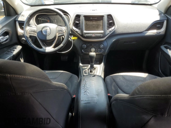 2016 Jeep Cherokee Latitude with VIN 1C4PJLCB9GW127606, listed as a Copart auction lot 62907415 with 118,276 mi miles and Clean title. Bid and sale history available at DreamBid. Image 8.