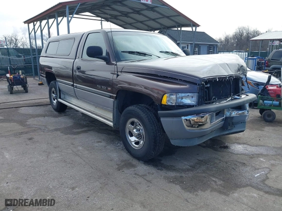 1998 Dodge Ram 1500 with VIN 3B7HF16Z9WM220840, listed as a IAAI auction lot 41595328 with 199,281 mi miles. Bid and sale history available at carsss.com. Image 1.