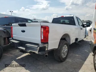 2024 Ford F-350 XL with VIN 1FTRF3BN4REF47739, listed as a Copart auction lot 55685555 with 4,103 mi miles and Salvage title. Bid and sale history available at DreamBid. Image 3.