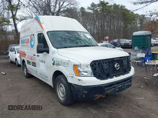2017 Nissan NV Cargo SV z VIN 1N6BF0LY1HN803470, wystawiony jako IAAI lot #41729980 z przebiegiem 93 919 mil mil oraz . Historia ofert i sprzedaży dostępna na DreamBid. Obrazek 13.