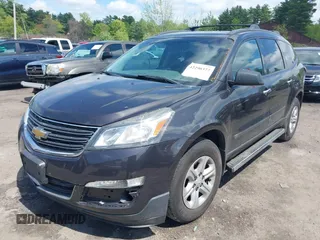 2014 Chevrolet Traverse LS z VIN 1GNKVFKD7EJ219110, wystawiony jako IAAI lot #42290377 z przebiegiem Nie podano mil oraz . Historia ofert i sprzedaży dostępna na DreamBid. Obrazek 17.
