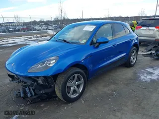 2019 Porsche Macan with VIN WP1AA2A5XKLB07984, listed as a IAAI auction lot 41340966 with NaN miles. Bid and sale history available at carsss.com. Image 17.