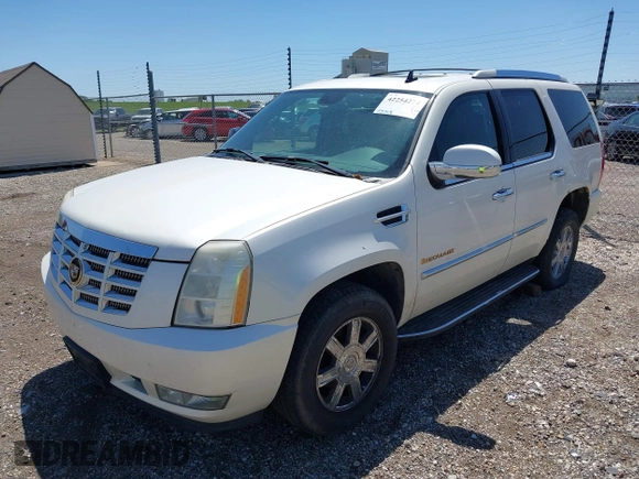 2007 Cadillac Escalade z VIN 1GYFK63827R299936, wystawiony jako IAAI lot #42254274 z przebiegiem 193 798 mil mil oraz . Historia ofert i sprzedaży dostępna na DreamBid. Obrazek 2.