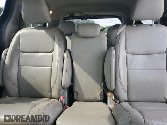 2019 Toyota Sienna XLE Auto Access Seat с VIN 5TDYZ3DC5KS019707, выставлен на аукционе Copart как лот 54590695 с пробегом 114 754 миль миль и Списание • Salvage title. История ставок и продаж доступна на DreamBid. Изображение 10.