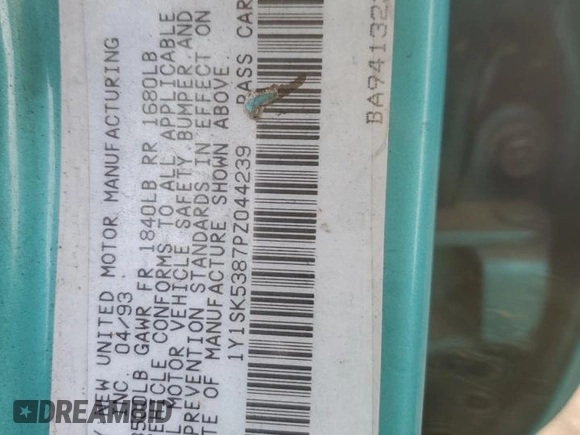 1993 Geo Prizm z VIN 1Y1SK5387PZ044239, wystawiony jako Copart lot #86178134 z przebiegiem 147 152 mil mil oraz Tytuł czysty. Historia ofert i sprzedaży dostępna na DreamBid. Obrazek 13.