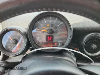 2015 MINI Convertible S с VIN WMWZP3C50F2A91635, выставлен на аукционе Copart как лот 61482285 с пробегом 105 437 миль миль и Списание • Salvage title. История ставок и продаж доступна на DreamBid. Изображение 9.