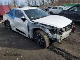 2023 Toyota Crown XLE с VIN JTDAAAAF8P3015980, выставлен на аукционе Copart как лот 47596235 с пробегом 6 787 миль миль и Списание • Salvage title. История ставок и продаж доступна на DreamBid. Изображение 4.