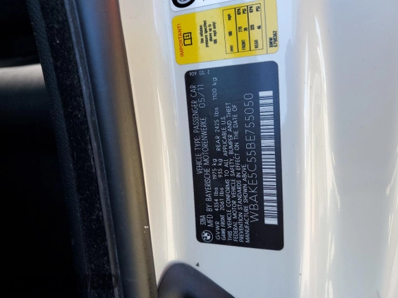 2011 BMW 3 Series 328i z VIN WBAKE5C55BE755050, wystawiony jako Copart lot #45575455 z przebiegiem 148 301 mil mil oraz Szkoda całkowita • Salvage title. Historia ofert i sprzedaży dostępna na DreamBid. Obrazek 14.