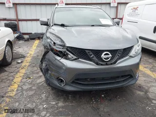 2018 Nissan Rogue Sport SV with VIN JN1BJ1CP3JW105119, listed as a IAAI auction lot 41717064 with 108,434 mi miles. Bid and sale history available at carsss.com. Image 6.