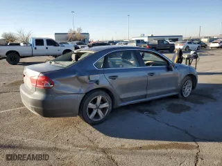 2012 Volkswagen Passat SE with VIN 1VWBP7A33CC042426, listed as a Copart auction lot 87606525 with 179,838 mi miles and Salvage Title. Bid and sale history available at carsss.com. Image 3.