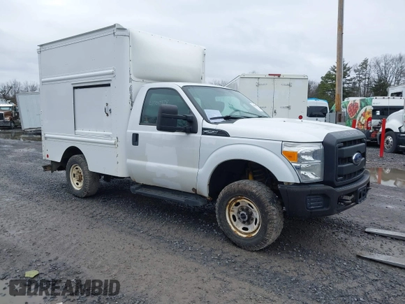 2015 Ford F-250 XL with VIN 1FDBF2B66FED21648, listed as a IAAI auction lot 41700328 with 370,599 mi miles and . Bid and sale history available at DreamBid. Image 1.