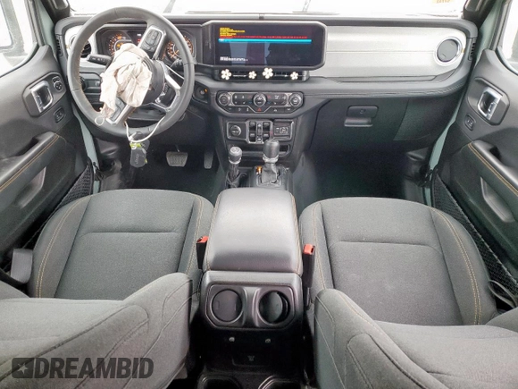 2024 Jeep Wrangler Sahara with VIN 1C4PJXEN6RW110988, listed as a Copart auction lot 46257325 with 39,889 mi miles and Clean title. Bid and sale history available at DreamBid. Image 8.