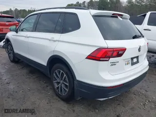 2021 Volkswagen Tiguan S with VIN 3VV1B7AX5MM045667, listed as a IAAI auction lot 41256945 with 90,523 mi miles. Bid and sale history available at carsss.com. Image 3.