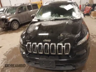 2017 Jeep Cherokee Latitude with VIN 1C4PJMCS0HW608416, listed as a IAAI auction lot 41523580 with 63,561 mi miles. Bid and sale history available at carsss.com. Image 12.