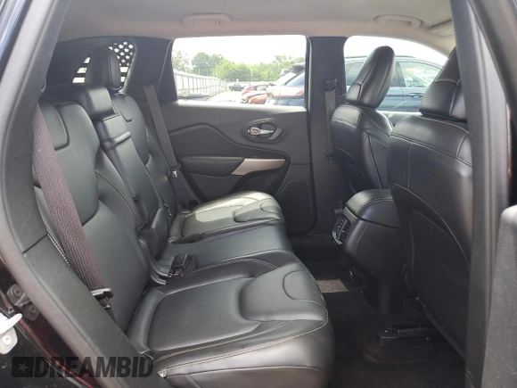 2018 Jeep Cherokee Limited z VIN 1C4PJLDX2JD533739, wystawiony jako Copart lot #64790515 z przebiegiem 123 374 mil mil oraz Szkoda całkowita • Salvage title. Historia ofert i sprzedaży dostępna na DreamBid. Obrazek 11.