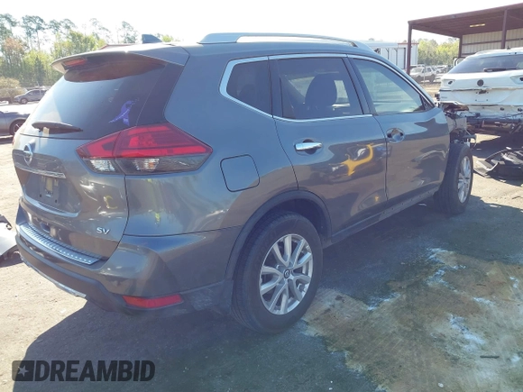 2017 Nissan Rogue SV with VIN JN8AT2MT8HW143173, listed as a IAAI auction lot 41880943 with 102,806 mi miles. Bid and sale history available at carsss.com. Image 4.