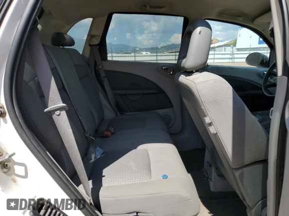 2008 Chrysler PT Cruiser Touring z VIN 3A8FY58BX8T132535, wystawiony jako Copart lot #64319545 z przebiegiem 136 857 mil mil oraz Szkoda całkowita • Salvage title. Historia ofert i sprzedaży dostępna na DreamBid. Obrazek 10.