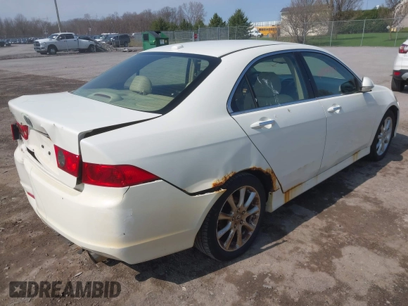 2008 Acura TSX with VIN JH4CL95988C001602, listed as a IAAI auction lot 42099571 with 192,303 mi miles and . Bid and sale history available at DreamBid. Image 4.