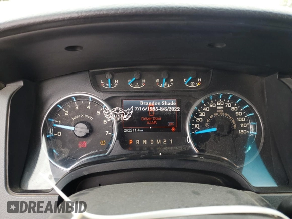 2014 Ford F-150 XL with VIN 1FTFW1CF6EKD06811, listed as a Copart auction lot 52808575 with 292,211 mi miles and Salvage Title. Bid and sale history available at carsss.com. Image 9.
