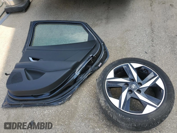 2023 Hyundai Elantra SEL z VIN 5NPLS4AG6PH113264, wystawiony jako Copart lot #56045275 z przebiegiem 32 134 mil mil oraz Szkoda całkowita • Salvage title. Historia ofert i sprzedaży dostępna na DreamBid. Obrazek 12.