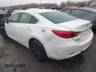 2015 Mazda 6 i Sport with VIN JM1GJ1U50F1220703, listed as a IAAI auction lot 41475129 with 127,834 mi miles. Bid and sale history available at carsss.com. Image 3.