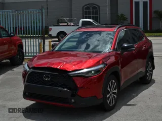 2025 Toyota Corolla Cross XLE с VIN 7MUDAABGXSV121641, выставлен на аукционе Copart как лот 61983615 с пробегом 8 831 миль миль и Списание • Salvage title. История ставок и продаж доступна на DreamBid. Изображение 3.
