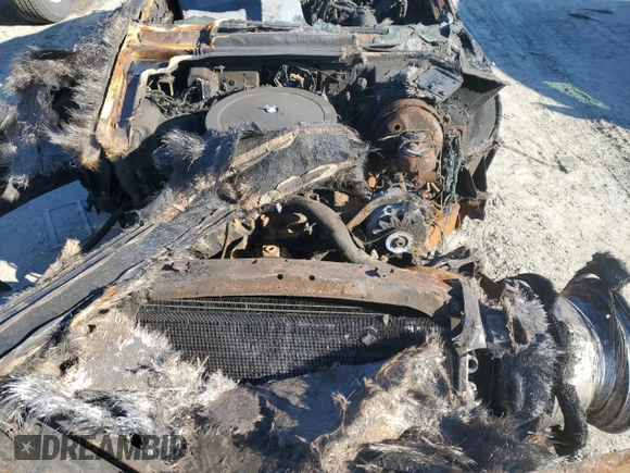 1976 Chevrolet Corvette with VIN 1Z37X6S412751, listed as a Copart auction lot 47383135 with Not provided miles and Clean title. Bid and sale history available at DreamBid. Image 11.