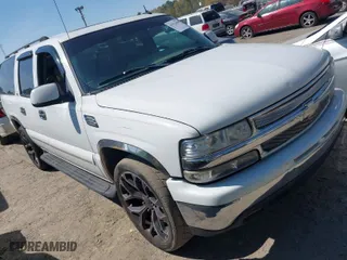 2003 Chevrolet Suburban LS with VIN 3GNEC16Z23G115327, listed as a IAAI auction lot 41912608 with 258,190 mi miles. Bid and sale history available at carsss.com. Image 1.