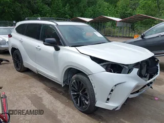 2023 Toyota Highlander L with VIN 5TDKDRBH9PS014622, listed as a IAAI auction lot 42171164 with 44,113 mi miles and . Bid and sale history available at DreamBid. Image 1.