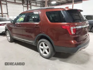 2016 Ford Explorer XLT with VIN 1FM5K8D81GGC23515, listed as a IAAI auction lot 41915276 with 135,610 mi miles and . Bid and sale history available at carsss.com. Image 3.