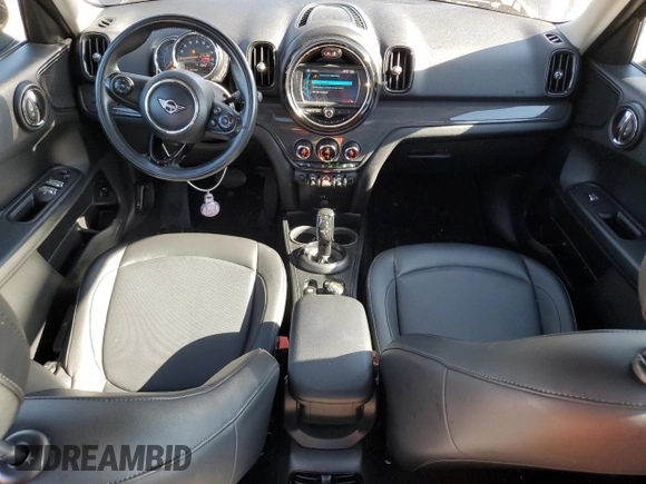 2020 MINI Countryman Oxford Edition with VIN WMZYW3C01L3L03306, listed as a Copart auction lot 64710354 with 63,101 mi miles and Salvage Title. Bid and sale history available at carsss.com. Image 8.