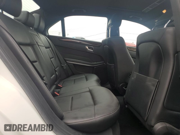 2016 Mercedes-Benz E 350 Luxury z VIN WDDHF8JB0GB281821, wystawiony jako Copart lot #61122545 z przebiegiem 137 276 mil mil oraz Szkoda całkowita • Salvage title. Historia ofert i sprzedaży dostępna na DreamBid. Obrazek 10.