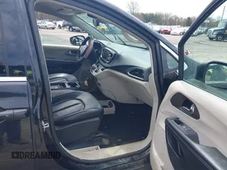 2021 Chrysler Voyager LXi with VIN 2C4RC1DG5MR532190, listed as a IAAI auction lot 42007631 with 101,280 mi miles and . Bid and sale history available at DreamBid. Image 5.