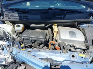 2007 Toyota Prius with VIN JTDKB20U677678691, listed as a IAAI auction lot 41993838 with 195,876 mi miles. Bid and sale history available at carsss.com. Image 10.