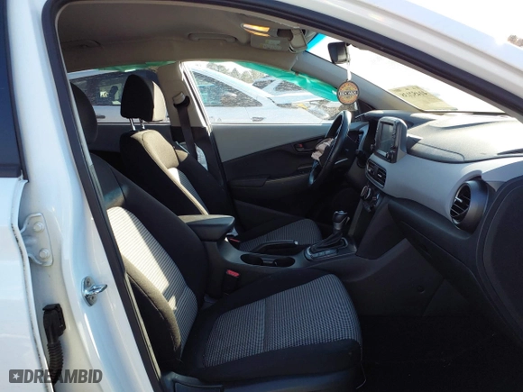 2021 Hyundai Kona SEL with VIN KM8K22AA9MU736208, listed as a IAAI auction lot 41452138 with 64,339 mi miles. Bid and sale history available at carsss.com. Image 5.