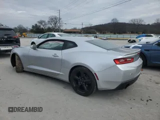 2018 Chevrolet Camaro 2LT z VIN 1G1FC1RS8J0107819, wystawiony jako Copart lot #86281534 z przebiegiem 100 427 mil mil oraz Szkoda całkowita • Salvage title. Historia ofert i sprzedaży dostępna na DreamBid. Obrazek 2.
