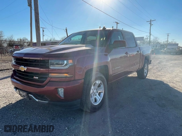 2018 Chevrolet Silverado 1500 LT with VIN 3GCUKRECXJG257926, listed as a Copart auction lot 47128405 with 272,996 mi miles and Clean Title. Bid and sale history available at carsss.com. Image 2.