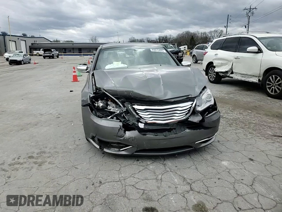 2013 Chrysler 200 Limited with VIN 1C3CCBCG3DN627569, listed as a Copart auction lot 49875895 with 84,473 mi miles and Clean Title. Bid and sale history available at carsss.com. Image 10.