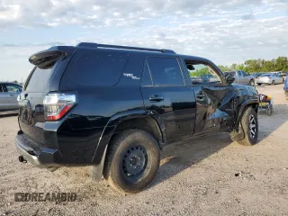 2023 Toyota 4Runner TRD Off Road Premium with VIN JTERU5JR8P6206787, listed as a Copart auction lot 54021565 with 69,724 mi miles and Salvage title. Bid and sale history available at DreamBid. Image 3.
