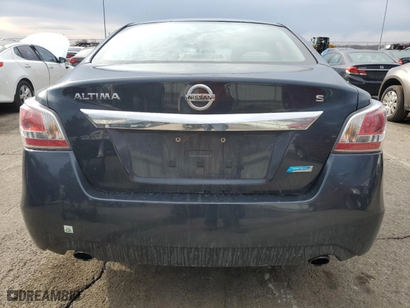 2014 Nissan Altima 2.5 with VIN 1N4AL3AP8EN387986, listed as a Copart auction lot 47010715 with 245,542 mi miles and Salvage Title. Bid and sale history available at carsss.com. Image 6.