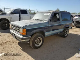 1990 Ford Bronco z VIN 1FMCU12T2LUA31399, wystawiony jako Copart lot #77099614 z przebiegiem 85 663 mil mil oraz Szkoda całkowita • Salvage title. Historia ofert i sprzedaży dostępna na DreamBid. Obrazek 1.