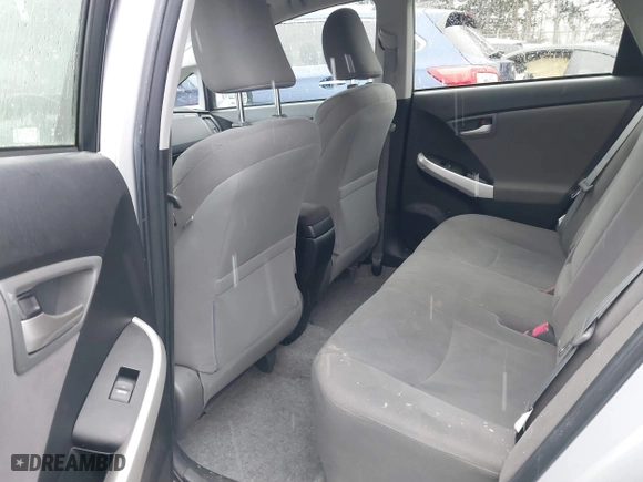 2013 Toyota Prius Plug-In with VIN JTDKN3DP0D3046032, listed as a IAAI auction lot 41471986 with 112,382 mi miles. Bid and sale history available at carsss.com. Image 8.